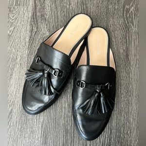 Women’s Gianni Bini Black Leather Slip On Loafer w/Tassels